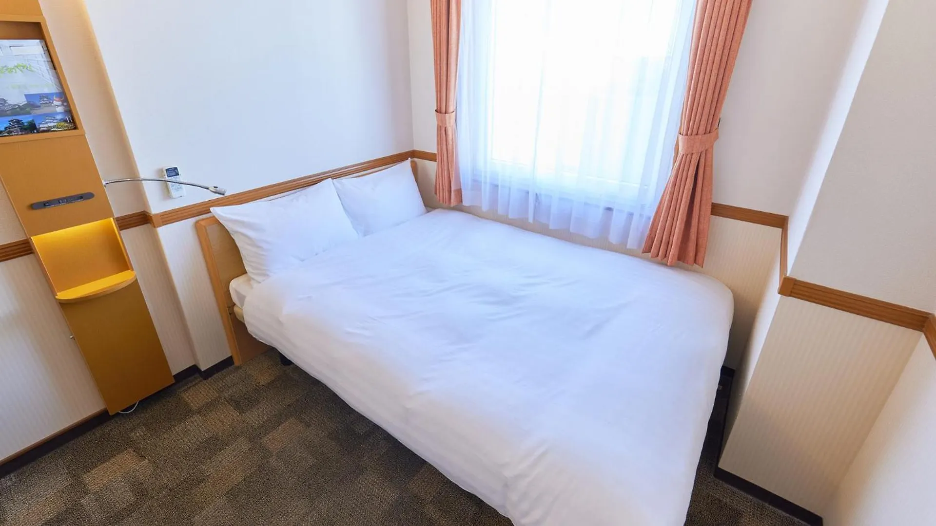 Toyoko Inn Hokkaido Kushiro Juji-Gai 3*,